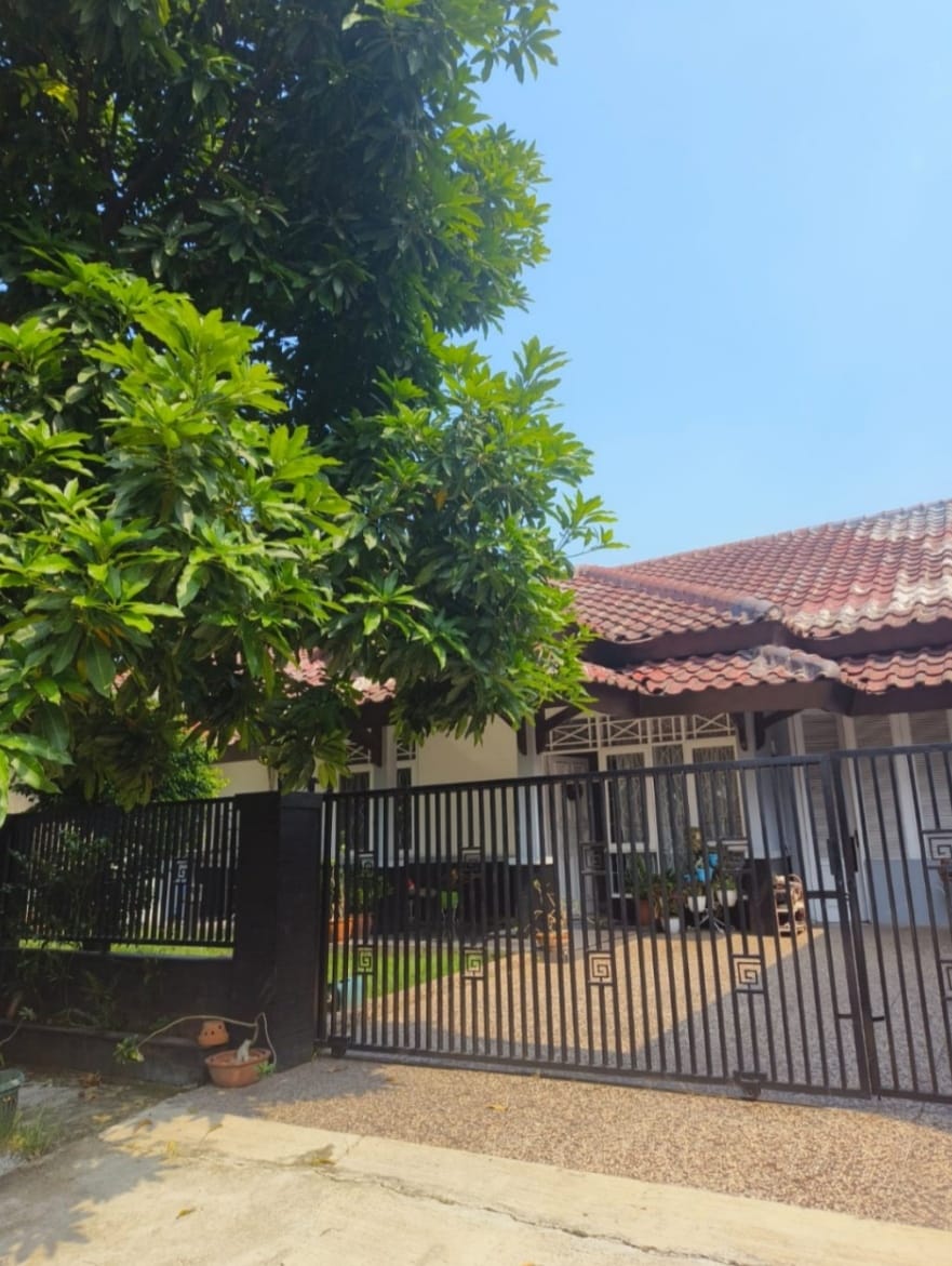 Rumah Dijual Semi Furnished Siap Huni di Cluster Tropikana Jababeka Cikarang  